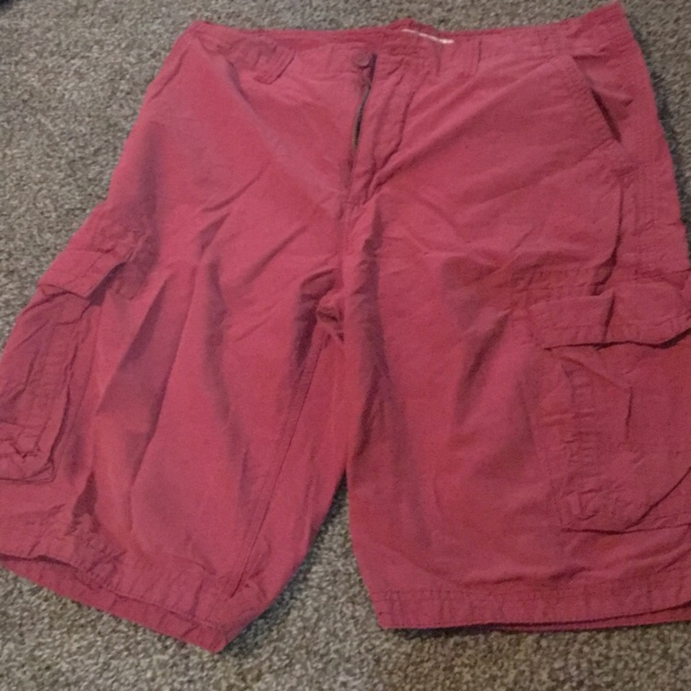 Men’s cargo shorts